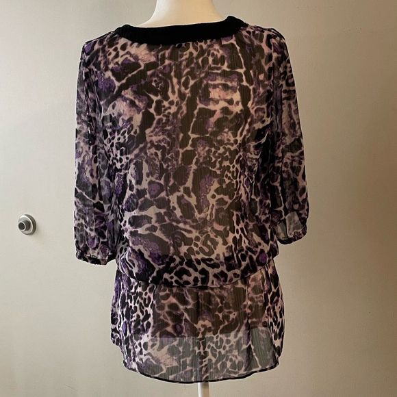 Purple Sheer Leopard V-Neck Blouse - 3/4 Sleeves - Picture 4 of 6